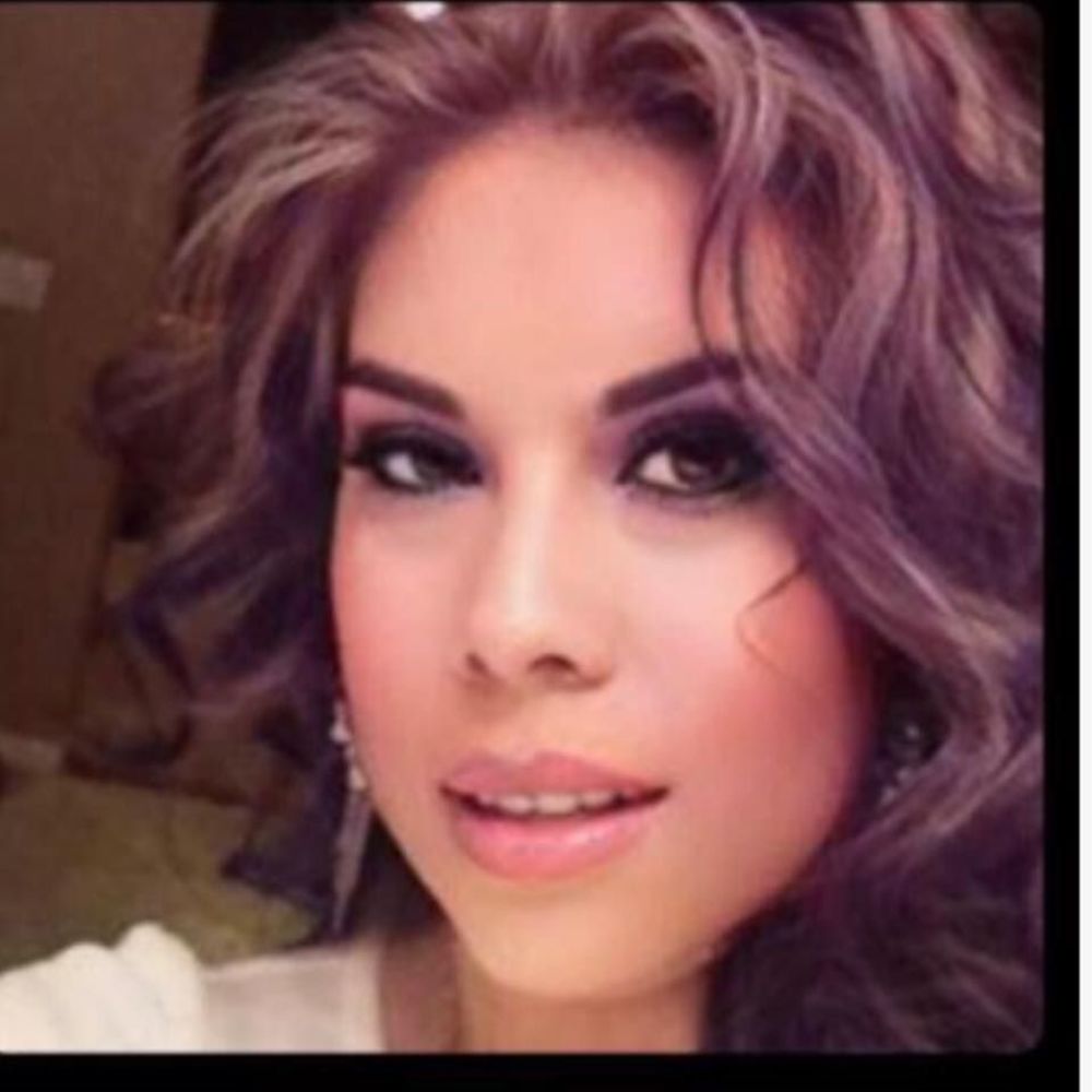 Meet your Posher, Lorena